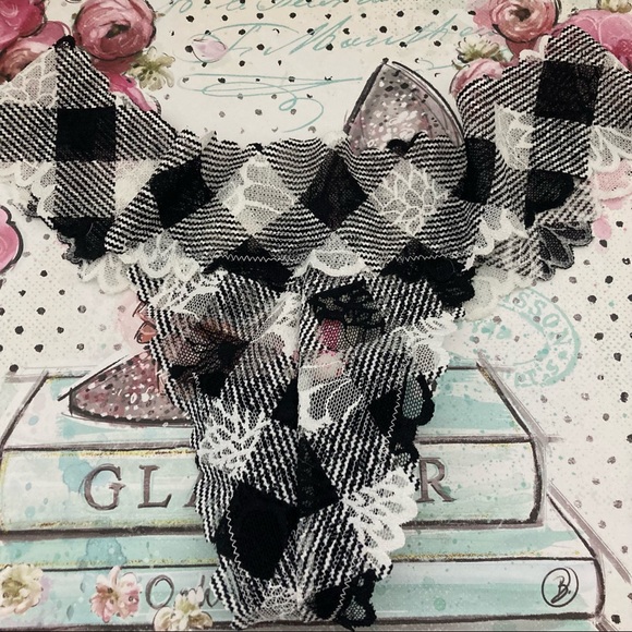 PINK Victoria’s Secret Thong - Picture 4 of 6